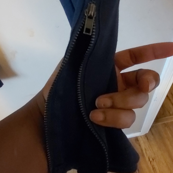 EUC medium-sized Nordstrom navy blue leggings. - Picture 8 of 9